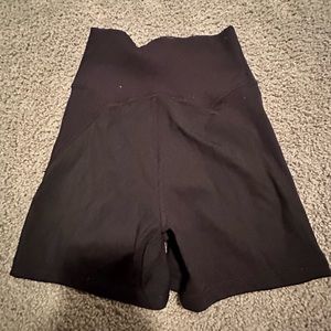 black aerie biker shorts